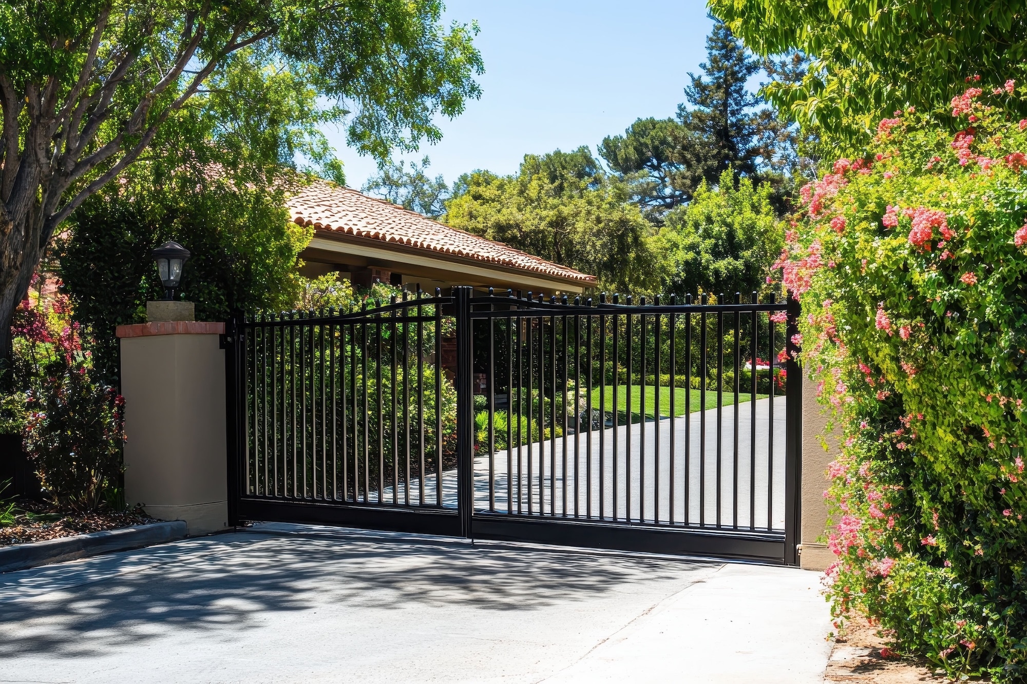 Local gate repair company fixing electric gate motors.