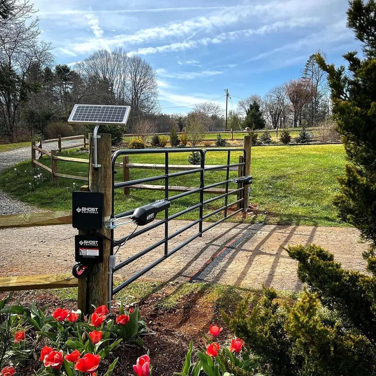 Solar Powered Gate
